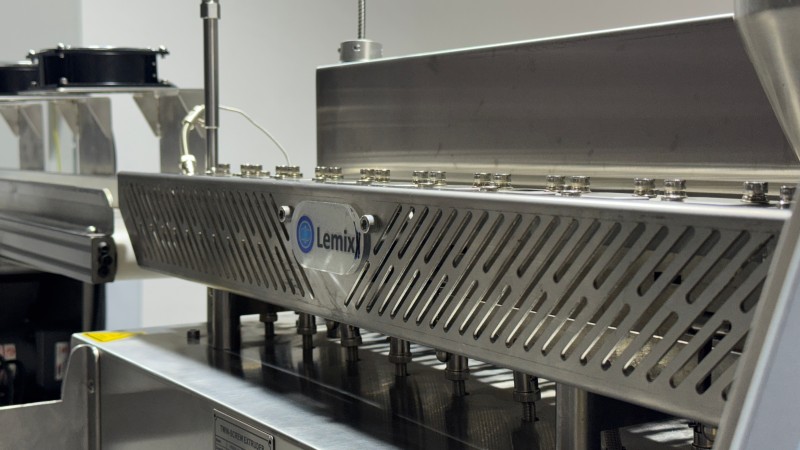 Co-Rotating vs Counter-Rotating Twin Screw Extruders: What Is the Difference?